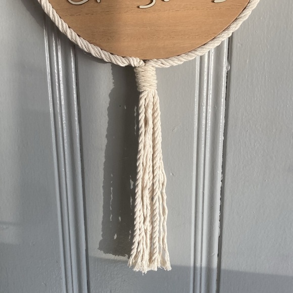 NWT- 27” Beautiful Round Wooden Merry Christmas Macramé Wall Hanger Decortion - Picture 10 of 16